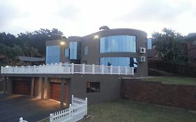 Mangie Villa
